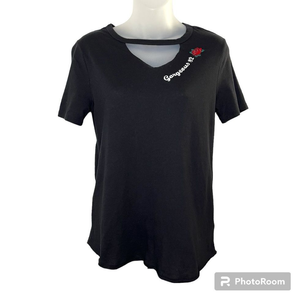 Arizona Jeans Co. Black Short Sleeve Cut Out V-Neck Top Size Small